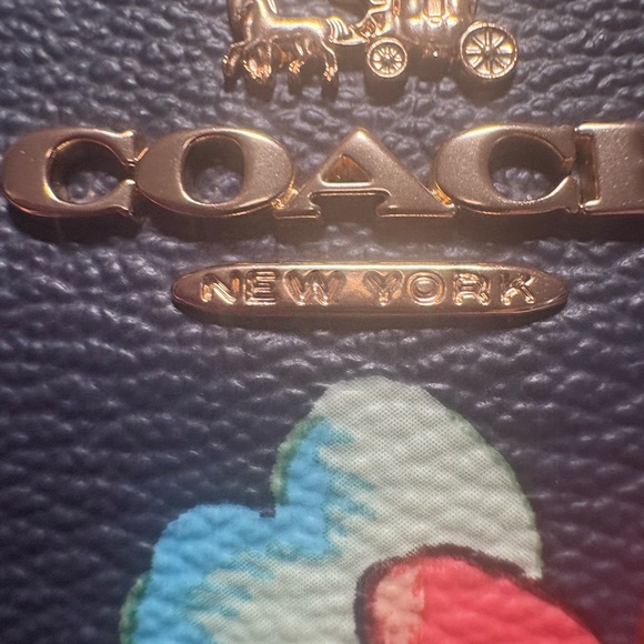 NWT Coach Floral Black Wristlet - Picture 7 of 7